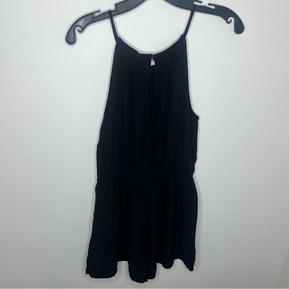 Old Navy Women’s Black Romper Size Small - Picture 3 of 15